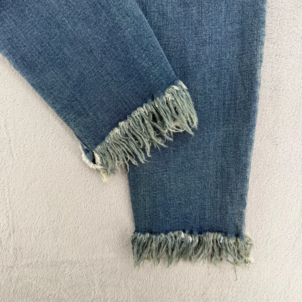 Free People Distressed Frayed Hem Crop Jeans Blue Denim Womens Size 28‎